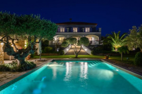 Extraordinary Sea view villa for 10 persons